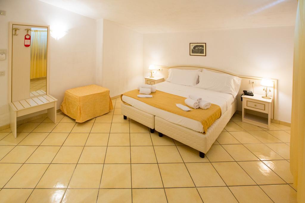 Residence Hotel Eden Palinuro Zewnętrze zdjęcie